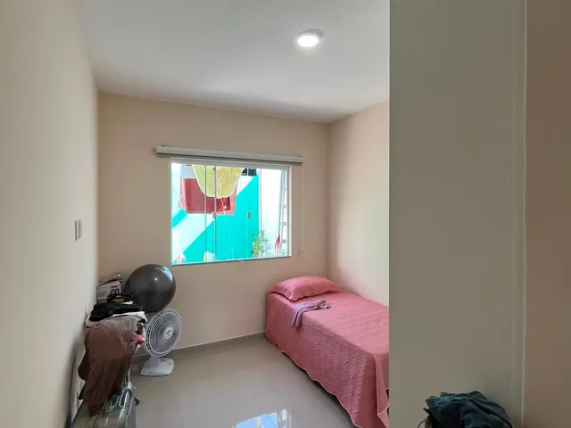 Casa 2 quartos e 2 banheiros, à venda, no bairro Jardim Vitória em Macaé
