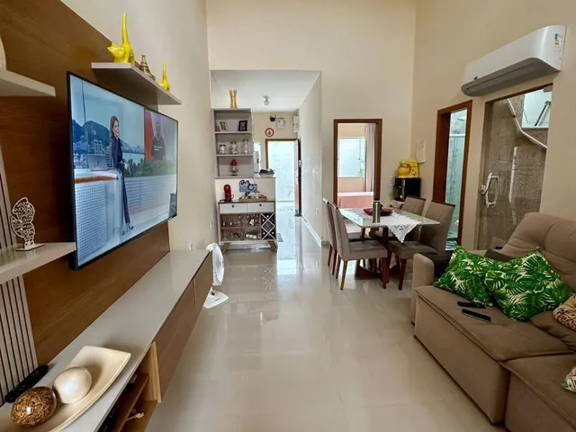 Casa 2 quartos e 2 banheiros, à venda, no bairro Jardim Vitória em Macaé
