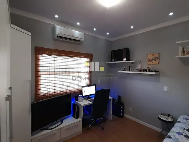 Casa com 250m² 3 quartos e 2 banheiros, à venda, no bairro Jardim Alvorada em Sumaré