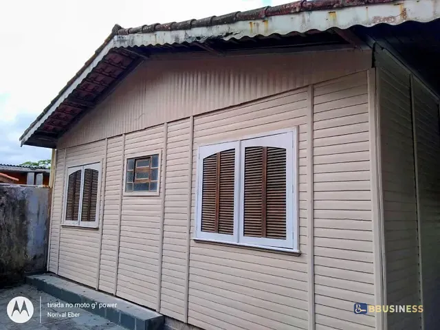 Casa com 3000m² 3 quartos e 3 banheiros, à venda, no bairro Jardim Raphael em Bertioga