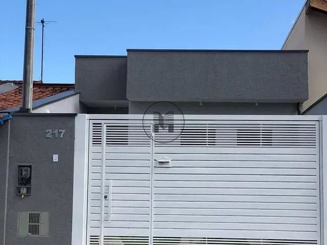 Casa 3 quartos e 2 banheiros, à venda, no bairro Parque São Luís em Taubaté