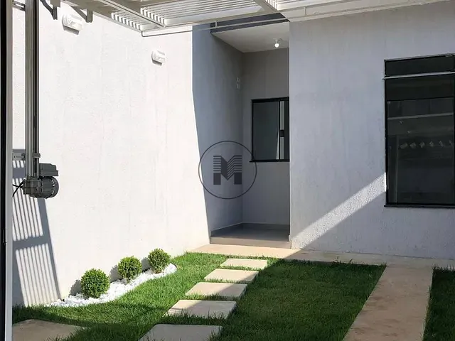 Casa 3 quartos e 2 banheiros, à venda, no bairro Parque São Luís em Taubaté