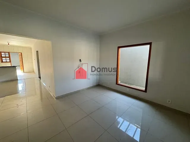 Casa com 225m² 3 quartos e 3 banheiros, à venda, no bairro Parque das Nações em Pindamonhangaba