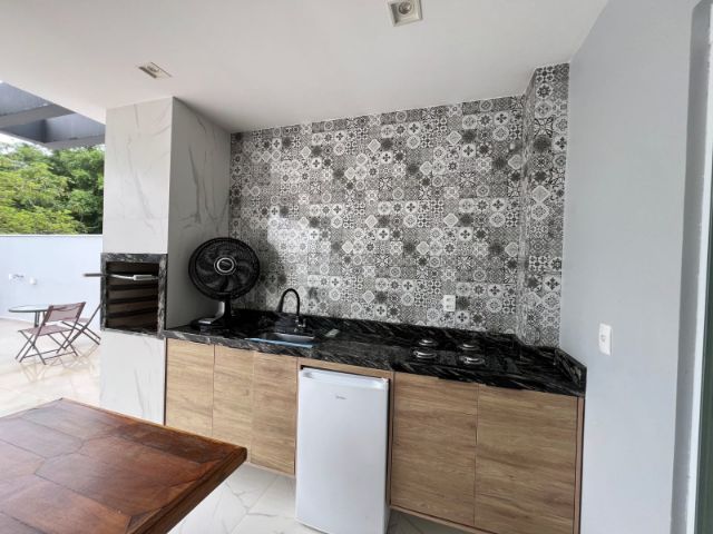 Casa com 361m² 4 quartos e 6 banheiros, à venda, no bairro Alphaville em Rio das Ostras