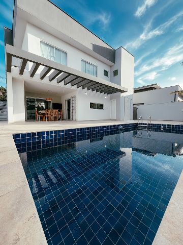 Casa com 361m² 4 quartos e 6 banheiros, à venda, no bairro Alphaville em Rio das Ostras