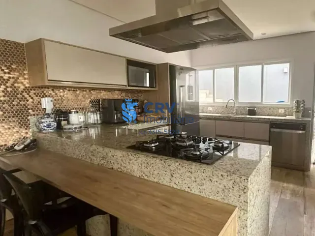 Casa com 300m² 3 quartos e 3 banheiros, à venda, no bairro Jardim Vila Rica em Cambé