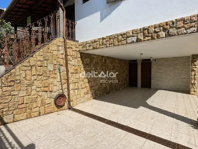 Casa com 243m² 3 quartos e 3 banheiros, para alugar, no bairro Etelvina Carneiro em Belo Horizonte