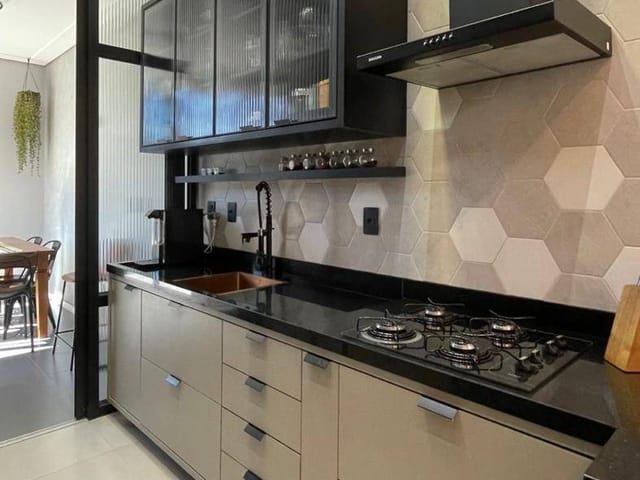 Casa com 175m² 3 quartos e 3 banheiros, à venda, no bairro Residencial Vila Romana em Pindamonhangaba