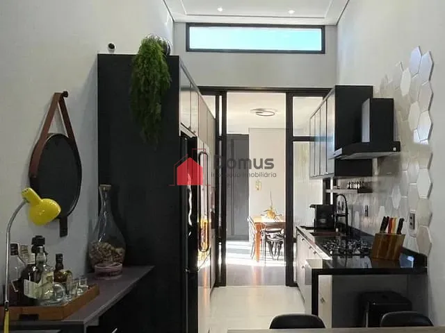 Casa com 175m² 3 quartos e 3 banheiros, à venda, no bairro Residencial Vila Romana em Pindamonhangaba