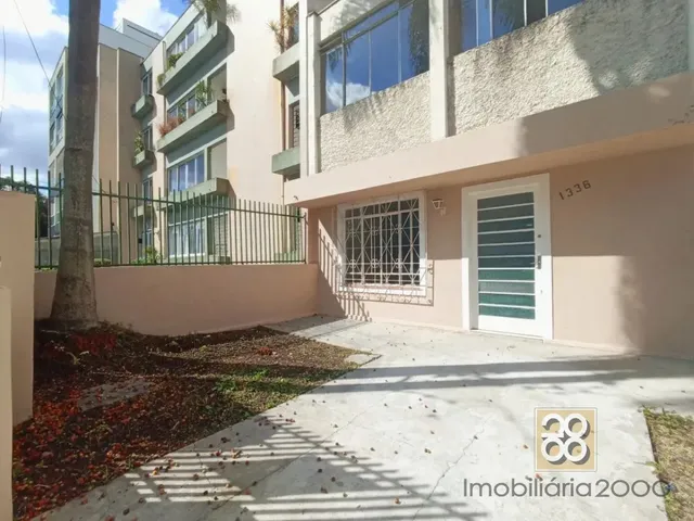 Casa 2 quartos e 1 banheiro, para alugar, no bairro Alto Da Xv em Curitiba