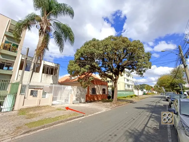 Casa 2 quartos e 1 banheiro, para alugar, no bairro Alto Da Xv em Curitiba