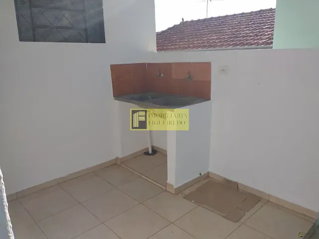 Casa com 60m² 2 quartos e 1 banheiro, para alugar, no bairro Vila Esplanada em São José do Rio Preto