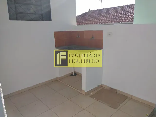 Casa com 60m² 2 quartos e 1 banheiro, para alugar, no bairro Vila Esplanada em São José do Rio Preto
