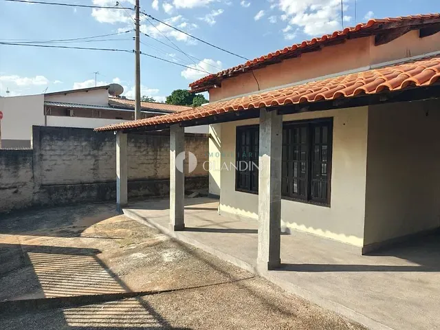 Casa com 262m² 3 quartos e 1 banheiro, à venda, no bairro Vila Morro do Castanho em Cosmópolis