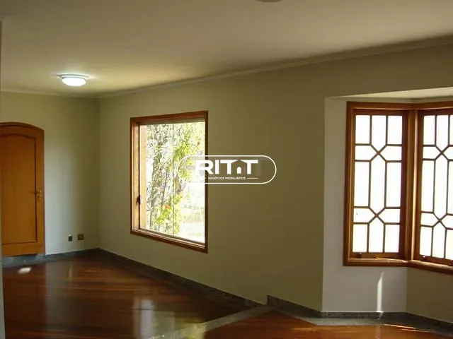 Casa com 1040m² 4 quartos e 6 banheiros, à venda, no bairro Parque Taquaral em Campinas