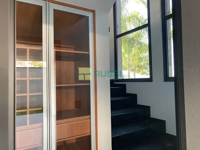 Casa com 480m² 3 quartos e 3 banheiros, à venda, no bairro Condomínio Residencial Alphaville II em São José dos Campos