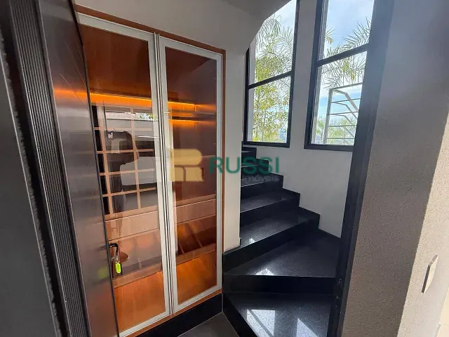 Casa com 480m² 3 quartos e 3 banheiros, à venda, no bairro Condomínio Residencial Alphaville II em São José dos Campos