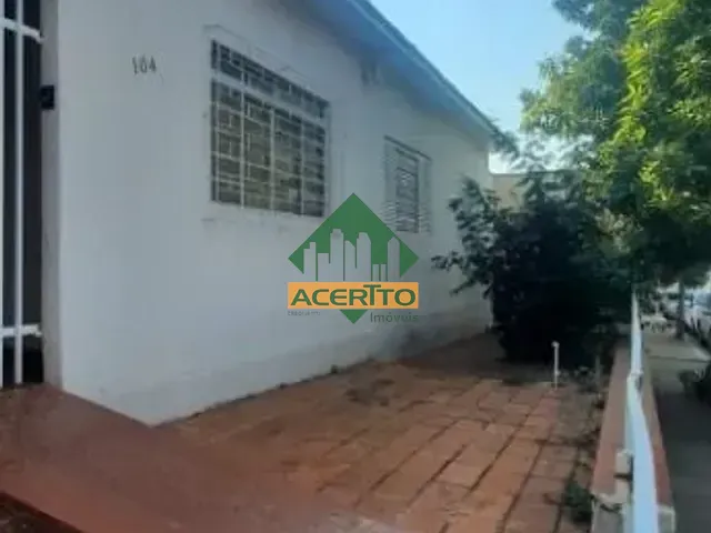 Casa com 286m² 3 quartos e 2 banheiros, à venda, no bairro Vila Mendonça em Araçatuba