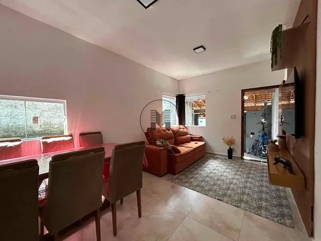 Casa 2 quartos e 2 banheiros, à venda, no bairro Loteamento Residencial Terras de Benvirá em Tremembé