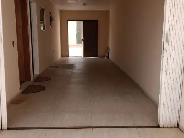 Casa com 300m² 3 quartos e 3 banheiros, à venda, no bairro Bacacheri em Curitiba