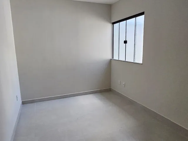 Casa 2 quartos e 2 banheiros, à venda, no bairro Vale das Palmeiras em Macaé