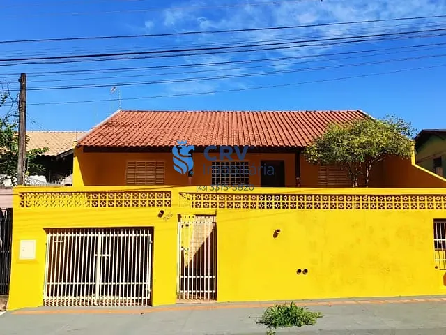 Casa com 292m² 2 quartos e 2 banheiros, à venda, no bairro Lindóia em Londrina