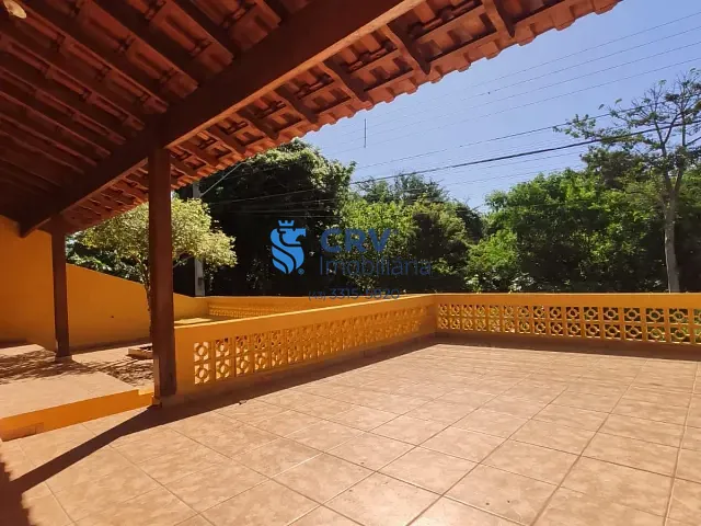 Casa com 292m² 2 quartos e 2 banheiros, à venda, no bairro Lindóia em Londrina