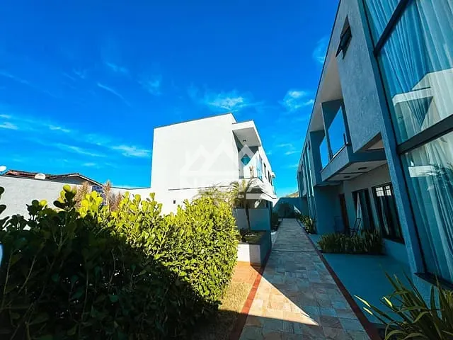 Casa com 111m² 3 quartos e 1 banheiro, à venda, no bairro Cidade Jardim em Caraguatatuba