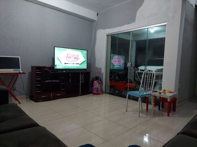 Casa 3 quartos e 4 banheiros, à venda, no bairro Jardim do Vale I em Guaratinguetá