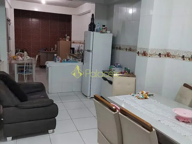Casa 3 quartos e 4 banheiros, à venda, no bairro Jardim do Vale I em Guaratinguetá