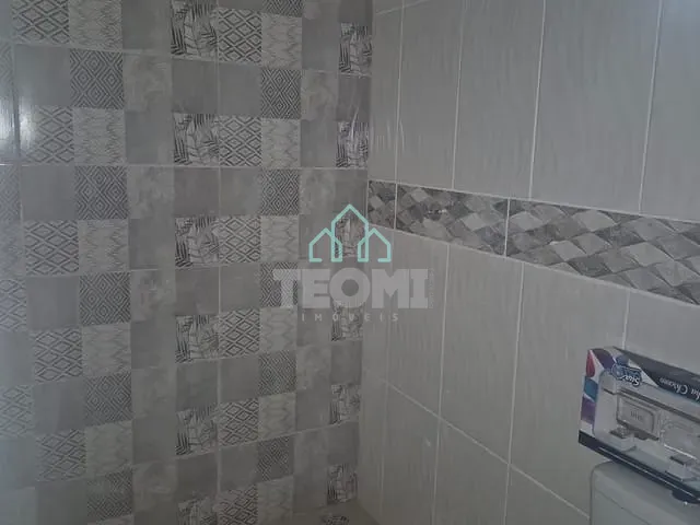 Casa 2 quartos e 2 banheiros, à venda, no bairro Piracangaguá em Taubaté