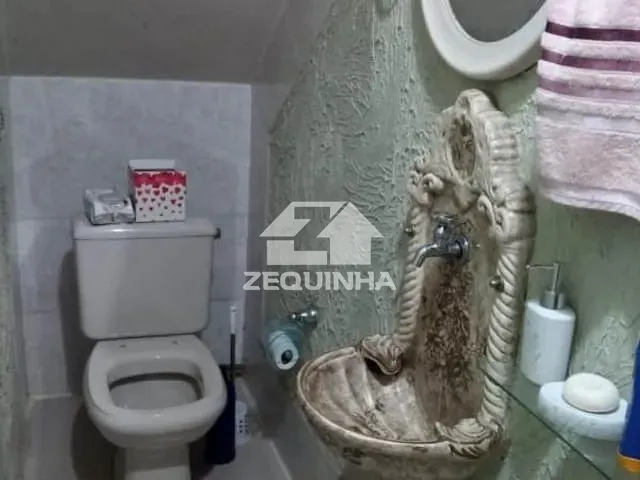 Casa com 125m² 3 quartos e 2 banheiros, à venda, no bairro Jardim Elvira em Osasco