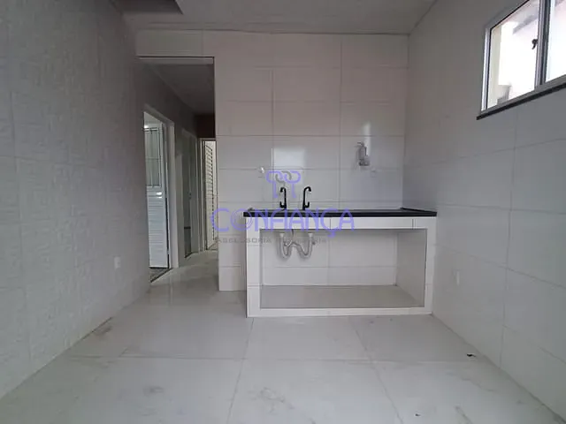 Casa com 45m² 2 quartos e 1 banheiro, para alugar, no bairro Campo Grande em Rio de Janeiro
