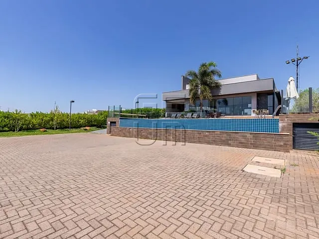 Casa com 1500m² 4 quartos e 5 banheiros, à venda, no bairro Rodovia em Sertanópolis