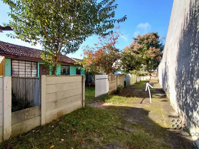 Casa 2 quartos e 1 banheiro, para alugar, no bairro Boqueirão em Curitiba