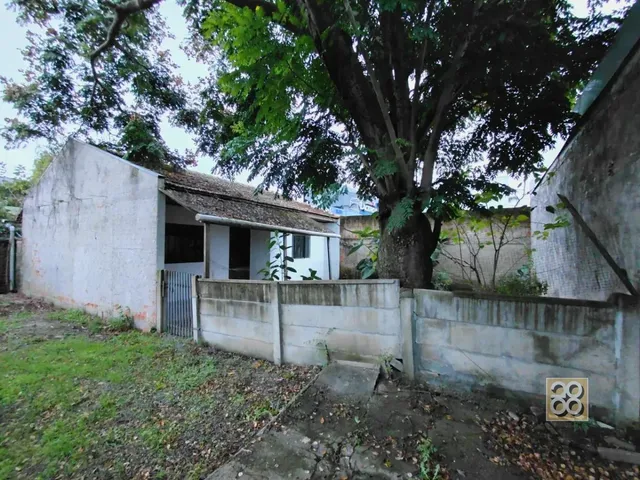 Casa 2 quartos e 1 banheiro, para alugar, no bairro Boqueirão em Curitiba