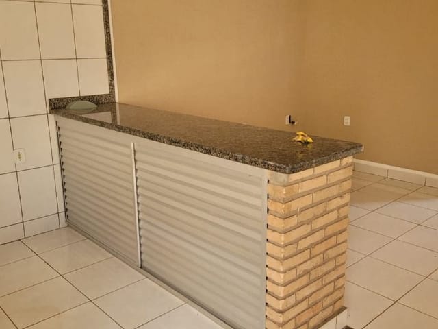 Foto do Casa - Casa com 3 dormitórios para alugar, 104 m² por R$ 1.525,14/mês - Conjunto Costa Telles II - Uberaba/MG | ZUCATO IMOBILIARIA LTDA