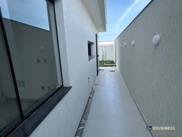 Casa com 210m² 4 quartos e 5 banheiros, à venda, no bairro Cidade Jardim em Campos dos Goytacazes