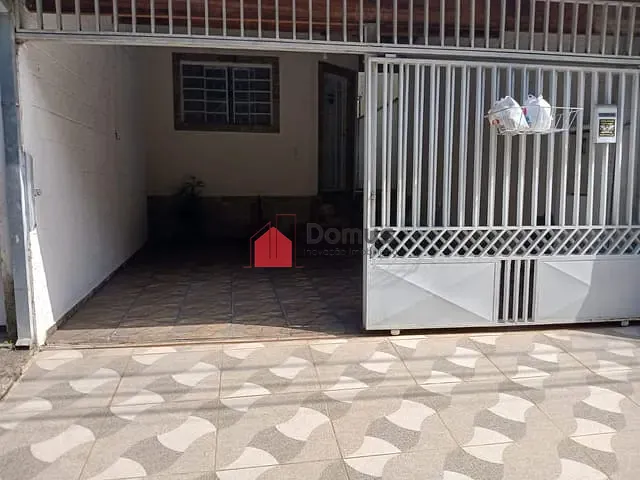 Casa com 125m² 2 quartos e 1 banheiro, à venda, no bairro Residencial Mombaça I em Pindamonhangaba