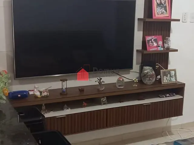 Casa com 125m² 2 quartos e 1 banheiro, à venda, no bairro Residencial Mombaça I em Pindamonhangaba