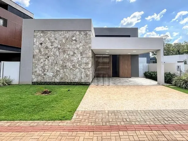 Casa com 370m² 3 quartos e 5 banheiros, à venda, no bairro Vivendas do Arvoredo em Londrina