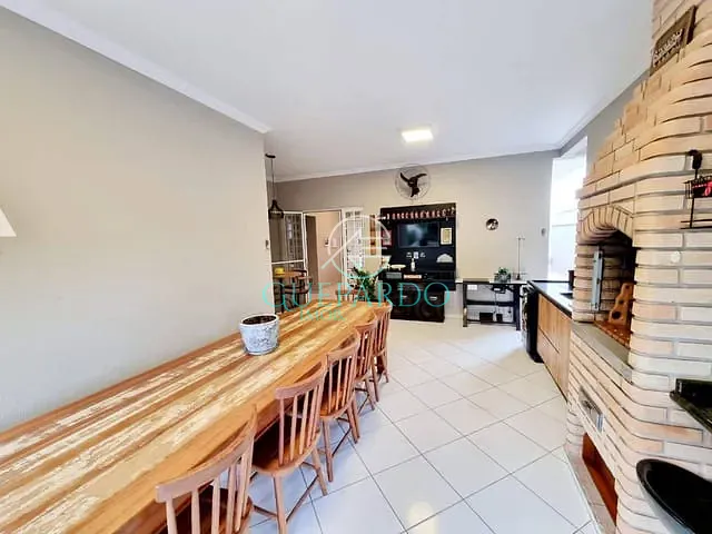 Casa com 567m² 3 quartos e 3 banheiros, à venda, no bairro Terra Bonita em Londrina