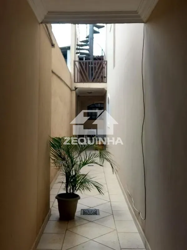 Casa, 3 quartos, 256 m² - Foto 4