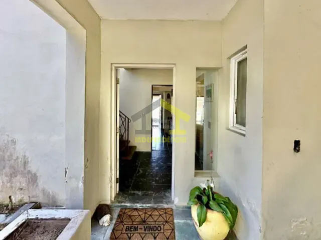 Casa com 600m², à venda, no bairro Jardim do Golf I em Jandira