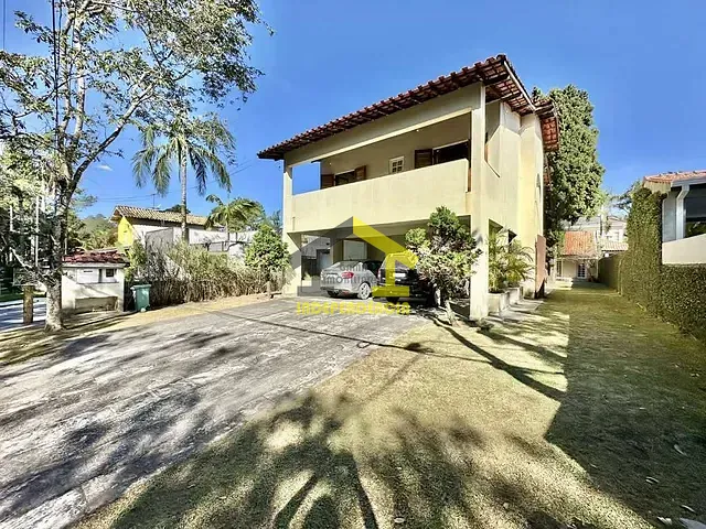 Casa com 600m² 3 quartos e 2 banheiros, à venda, no bairro Jardim do Golf I em Jandira