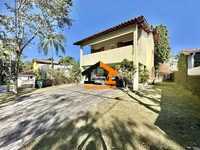 Casa com 600m² 3 quartos e 2 banheiros, à venda, no bairro Jardim do Golf I em Jandira