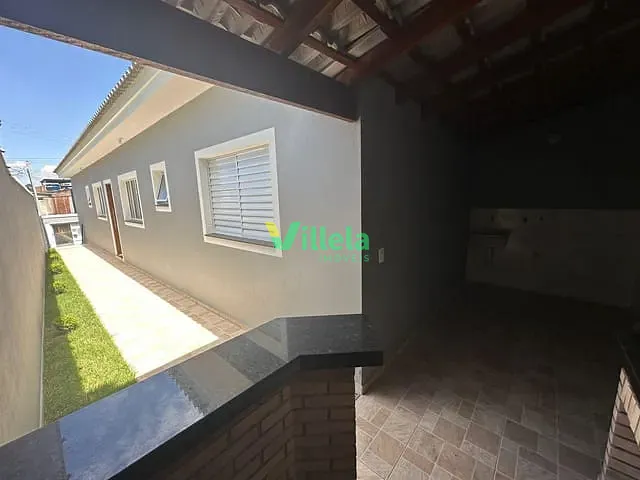 Casa 2 quartos e 2 banheiros, à venda, no bairro Jardim Pinheirinho em Itaquaquecetuba