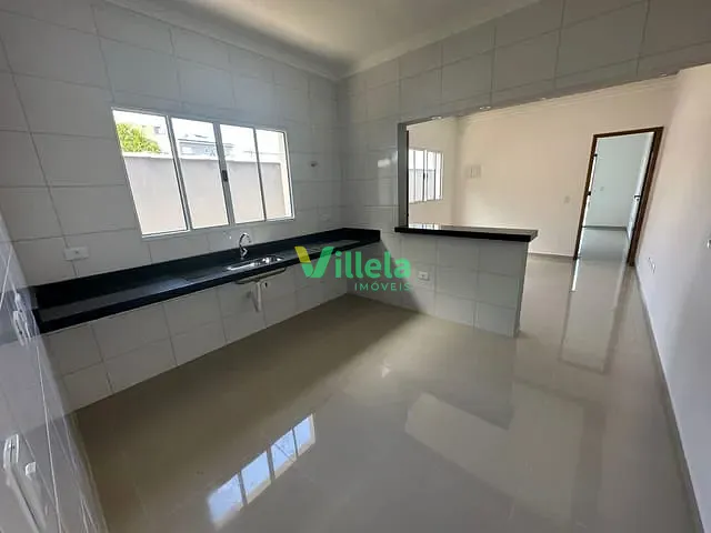 Casa 2 quartos e 2 banheiros, à venda, no bairro Jardim Pinheirinho em Itaquaquecetuba