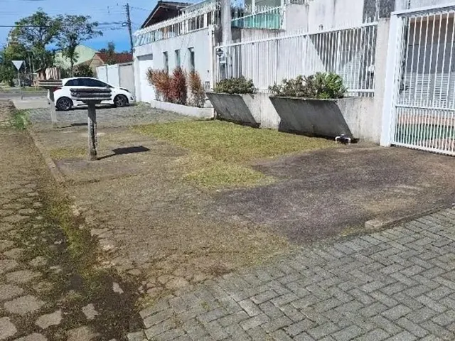 Casa com 160m² 4 quartos e 5 banheiros, à venda, no bairro Centro em Guaratuba