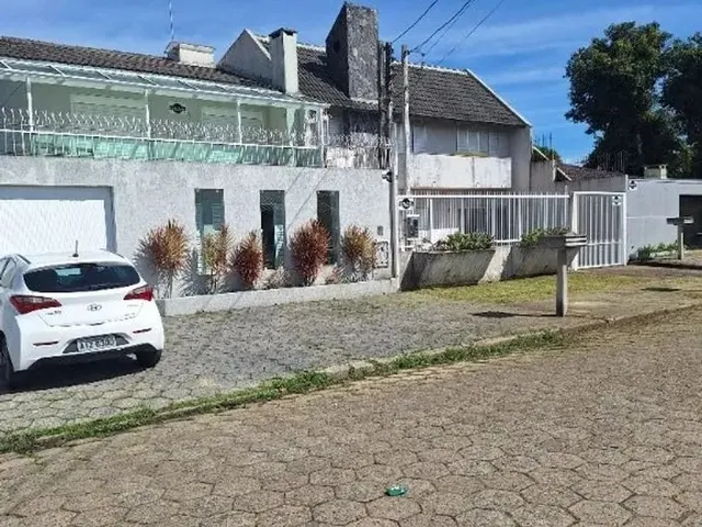 Casa com 160m² 4 quartos e 5 banheiros, à venda, no bairro Centro em Guaratuba